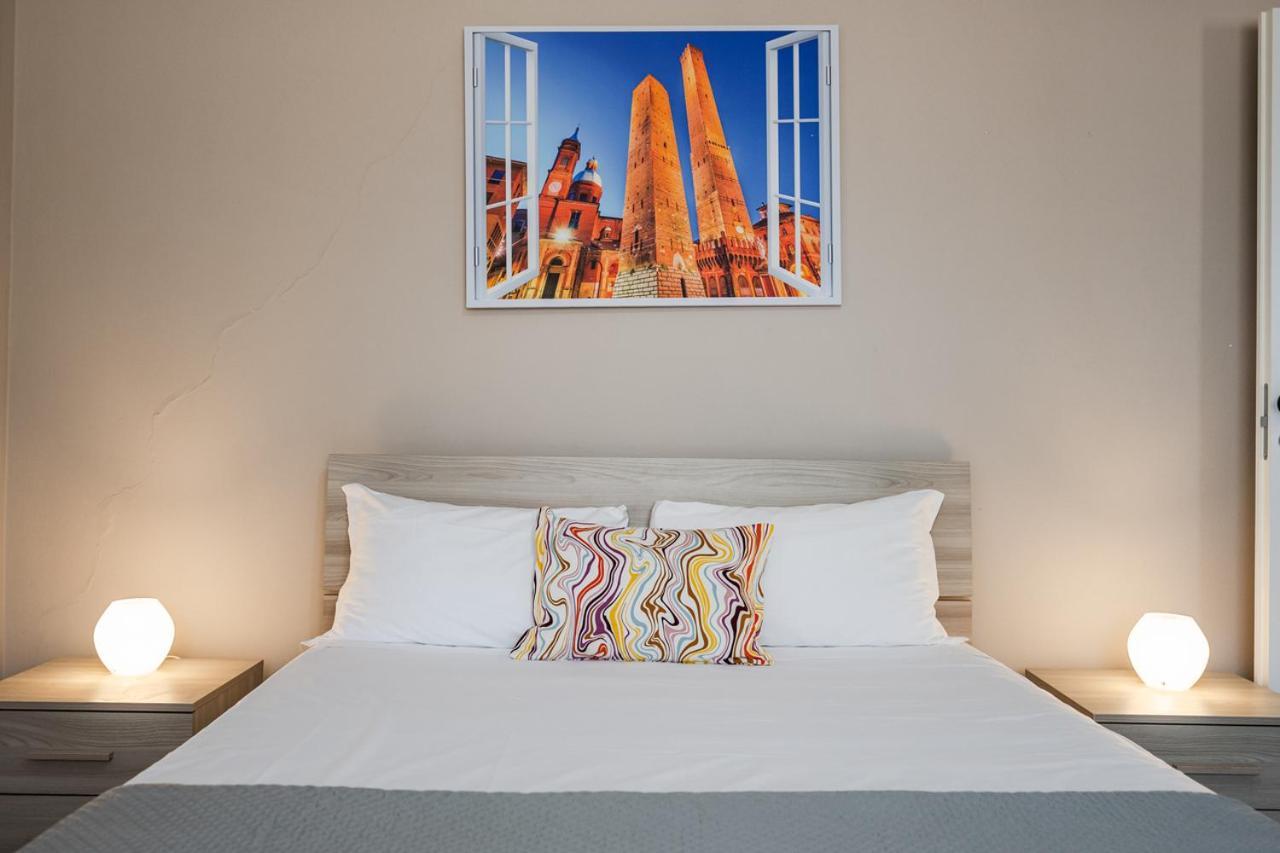 Made In Bo Hotel โบโลญญา ภายนอก รูปภาพ